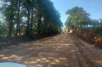 PREFEITURA DE ANDRADAS PROMOVE MELHORIAS NA ESTRADA DE ACESSO AO BAIRRO DO ÓLEO