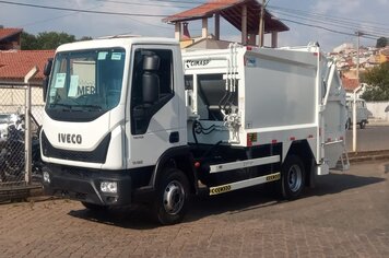 PREFEITURA DE ANDRADAS ADQUIRE NOVO CAMINHÃO DE LIXO