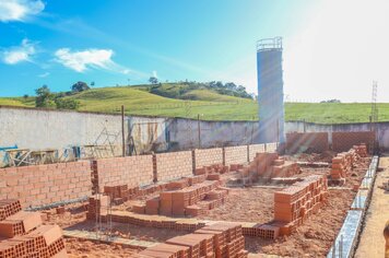 PREFEITURA DE ANDRADAS INICIA A CONSTRUÇÃO DO NOVO PRÉDIO DA ESCOLA SÃO JOSÉ