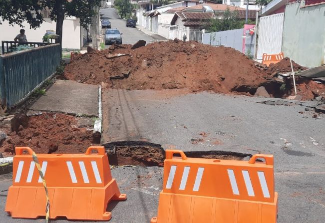 COMUNICADO: PONTES DE ACESSO DO BAIRRO DO ÓLEO E JARDIM BELA VISTA SÃO INTERDITADAS!