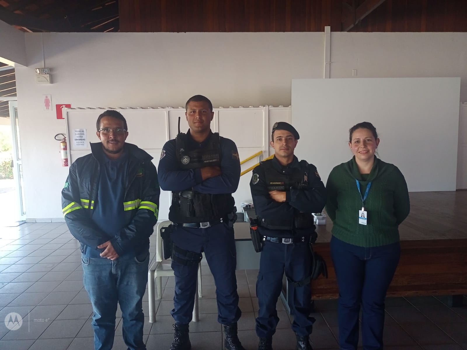 AGENTES DA GUARDA MUNICIPAL E DO SETOR DE TRÂNSITO MINISTRAM PALESTRA DE DIREÇÃO DEFENSIVA