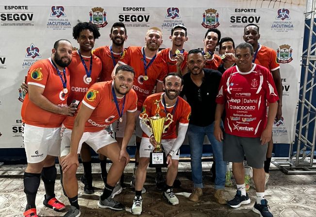 EQUIPE ANDRADENSE DE VÔLEI CONQUISTA O TÍTULO DO 7º CAMPEONATO REGIONAL DA CATEGORIA