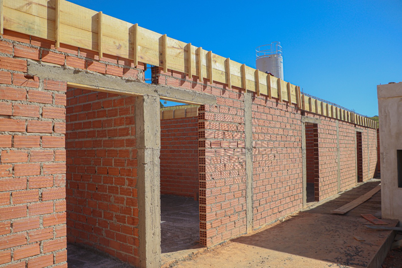 OBRAS DO NOVO PRÉDIO DA ESCOLA SÃO JOSÉ SEGUEM A TODO VAPOR EM ANDRADAS