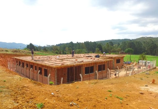 OBRAS DO POSTO DE SAÚDE DO BAIRRO DOS GONÇALVES SEGUEM AVANÇANDO EM ANDRADAS