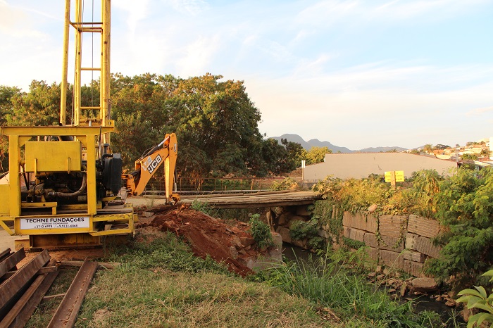 Equipe administrativa visita obras da Prefeitura