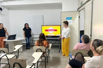 PREFEITA MARGOT PIOLI PARTICIPA DA AULA INAUGURAL DO CURSO DE TÉCNICAS E PRÁTICAS EM CONFECÇÃO DE BOLACHAS